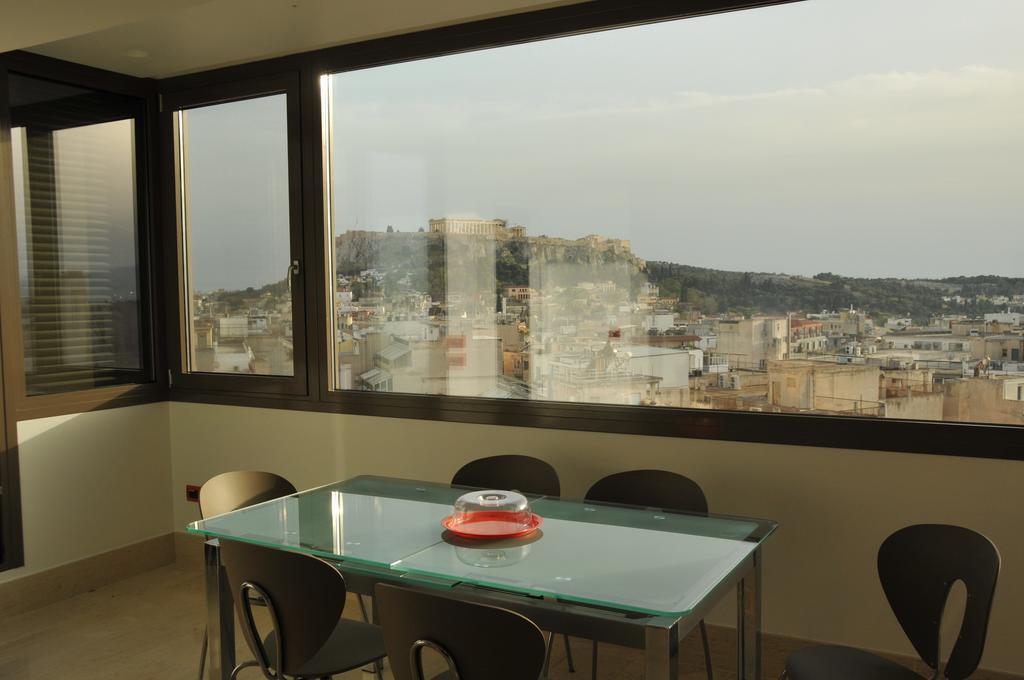 Acropolis At Home: Loft With A View เอเธนส์ ภายนอก รูปภาพ